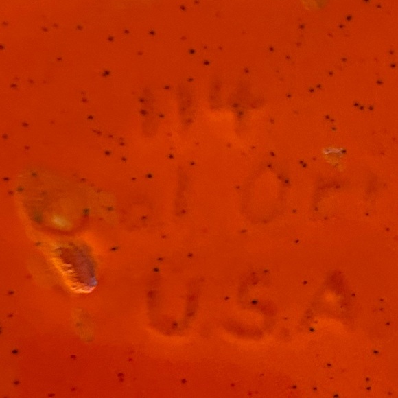 CA POTTERY VTG MCM Beautiful gilded ceramic leaf dish. No chips or cracks. - Picture 6 of 9